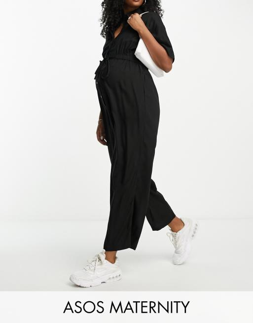 Jumpsuit hot sale met sneakers