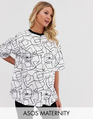 ASOS DESIGN Maternity - Oversized T-shirt in zwart-witte krabbelprint