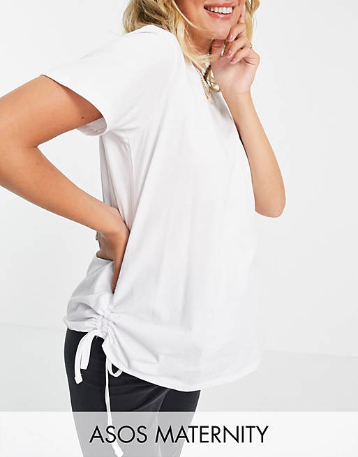 ASOS DESIGN Maternity - Oversized t-shirt med rynkede sider i hvid
