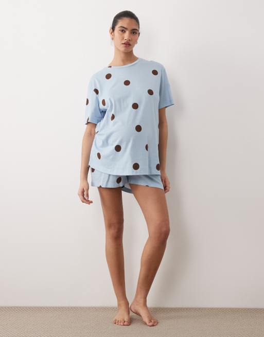ASOS DESIGN Maternity oversized tee and short pyjama set in blue & chocolate polka dot, 3 of 4