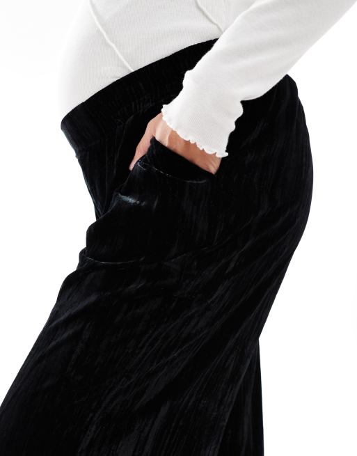 ASOS DESIGN Maternity - Pantalon facile à enfiler en velours froissé - Noir, 3 de 5