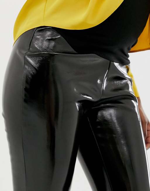 ASOS DESIGN Maternity - Pantalon seconde peau en vinyle avec empiècement recouvrant le ventre, 3 de 4