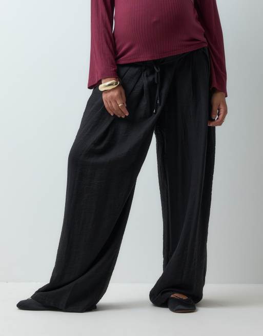 ASOS DESIGN Maternity pantaloni premaman testurizzati wide leg con allacciatura in vita neri, 2 di 5