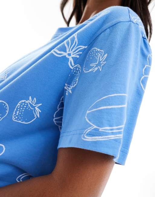 ASOS DESIGN Maternity - Pigiama blu con stampa ispirata al brunch composto da T-shirt oversize e pantaloncini, 3 di 4