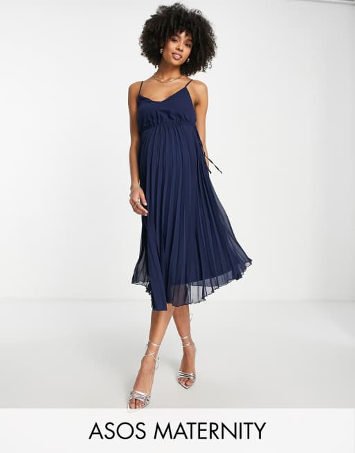 ASOS DESIGN Maternity Plissiertes Camisole Midikleid mit Kordelzug an der Taille in Marineblau