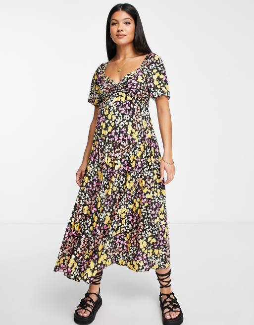 ASOS DESIGN Maternity – Plissiertes Midikleid in Schwarz mit Knotendetail und Blumenmuster, 4 von 4