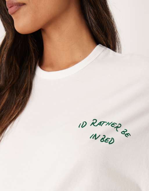 ASOS DESIGN Maternity – Pyjamas med t-shirt i oversize med sängtryck och randiga byxor med vida ben, 4 av 4