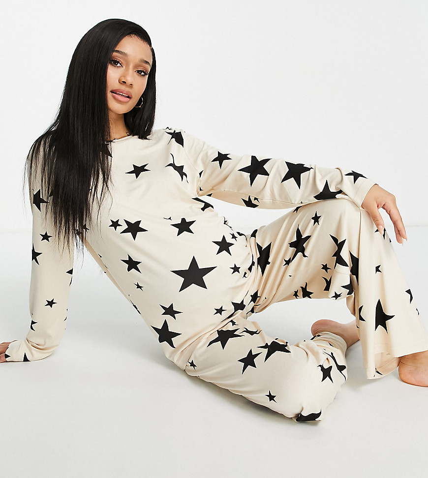 ASOS DESIGN Maternity - Pyjamaset met top met lange mouwen, broek en cadeautasje van viscose met sterren in beige en zwart-Veelkleurig