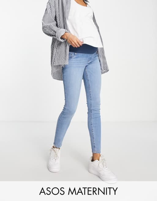 ASOS DESIGN Maternity – Ridley – Niebieskie jeansy o obcisłym kroju z obniżonym stanem