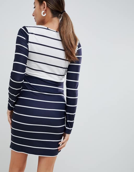 ASOS DESIGN Maternity Robe d allaitement avec n ud sur le devant et rayures