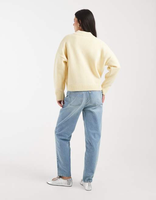 ASOS DESIGN Maternity - Ruimvallende mom jeans met hoge taille in middenblauw, 2 van 5