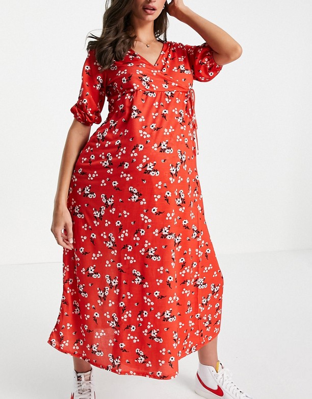  Dobry ASOS DESIGN Maternity – Satynowa sukienka midi z kopertowym przodem w kwiatowy wzÓr dla kobiet w ciąży Czerwony nadruk w kwiaty