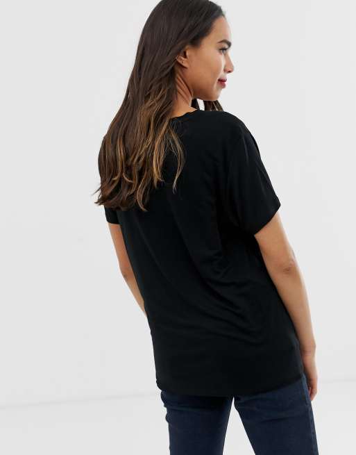 ASOS DESIGN Maternity – Schwarzes Still-T-Shirt mit V-Ausschnitt, 2 von 4