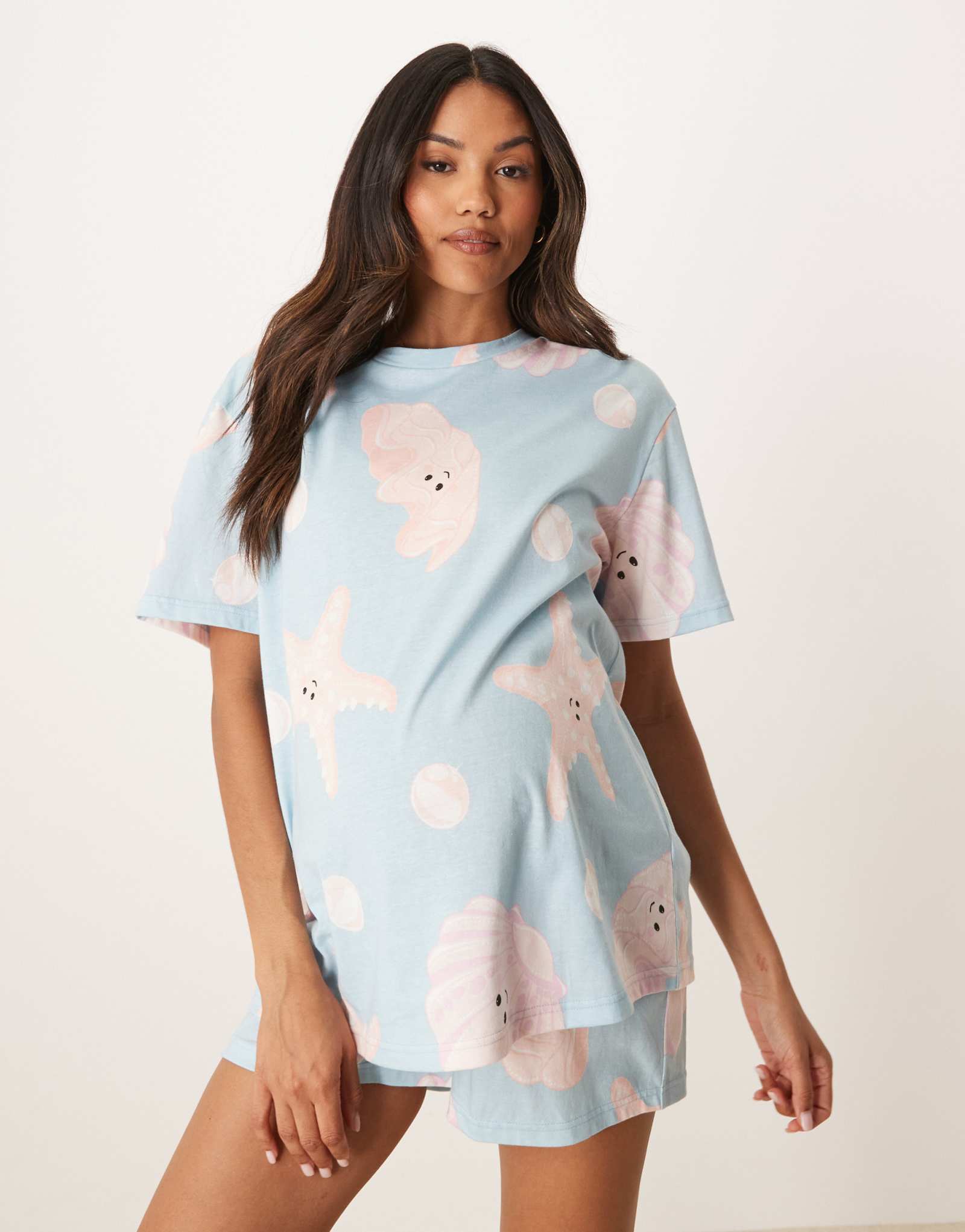 Футболка и шорты большого размера для беременных от ASOS DESIGN shell нежно-голубого цвета