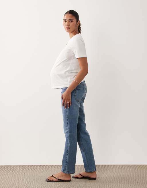 ASOS DESIGN Maternity – Slim-Fit-Mom-Jeans in verwaschenem Hellblau, 2 von 5