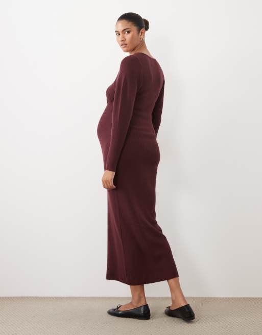 ASOS DESIGN Maternity strikket struktureret maxikjole med dyb rund hals i burgundy, 3 af 4