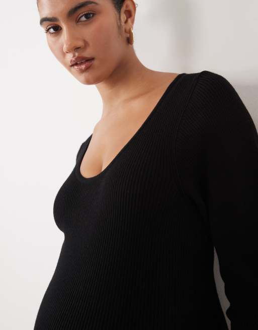 ASOS DESIGN Maternity structured scoop neck maxi dress in black, 3 of 4