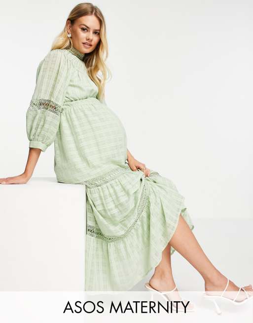 ASOS DESIGN Maternity – Sukienka midi z zabudowanym dekoltem i koronkowymi wstawkami o fakturze kratki w kolorze szałwiowozielonym