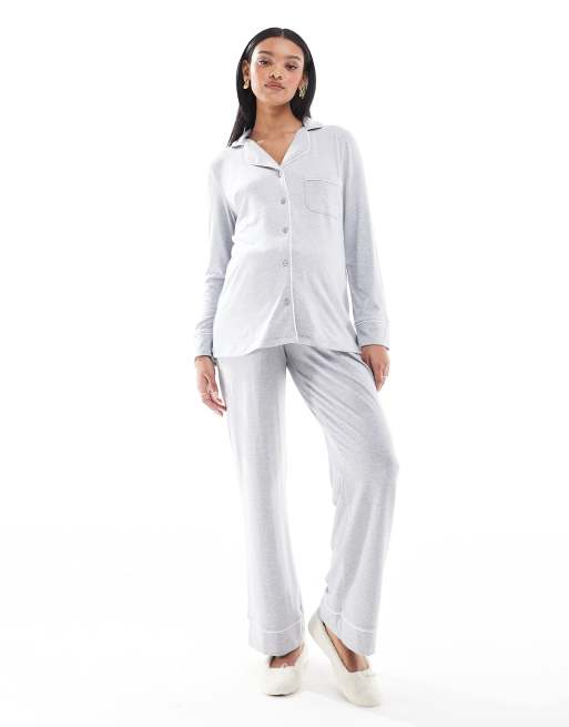 ASOS DESIGN Maternity super soft long sleeve shirt & pants pajama set with contrast piping in gray heather, 2 of 4