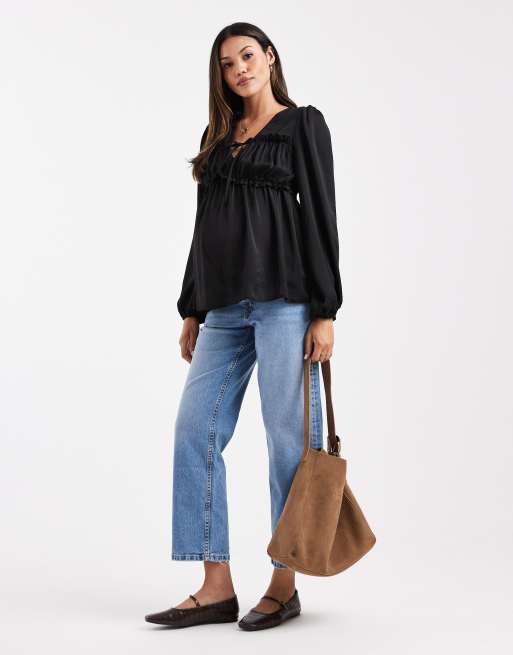 ASOS DESIGN Maternity – Svart blus med knytning framtill och rynkning, 3 av 4