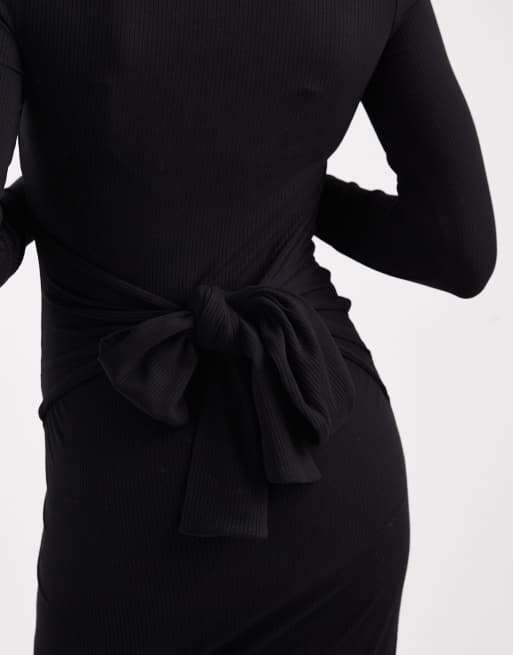 ASOS DESIGN Maternity – Svart, ribbad midiklänning med knytning, knäppning och djup ringning, 4 av 4