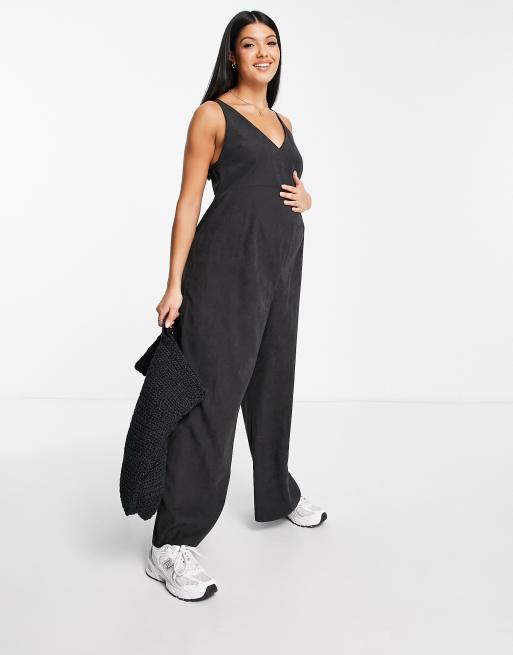 ASOS DESIGN Maternity – Svarta hängselbyxor i cupro med ringdetaljer baktill
