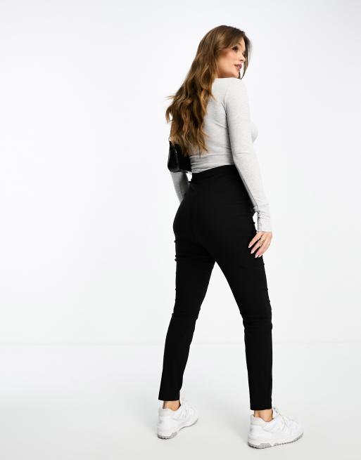 ASOS DESIGN Maternity tailored high waist skinny trousers in black, 3 of 4