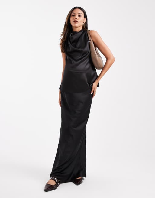 ASOS DESIGN Maternity - Top sans manches en satin à col bénitier et détail noué - Noir, 2 de 4
