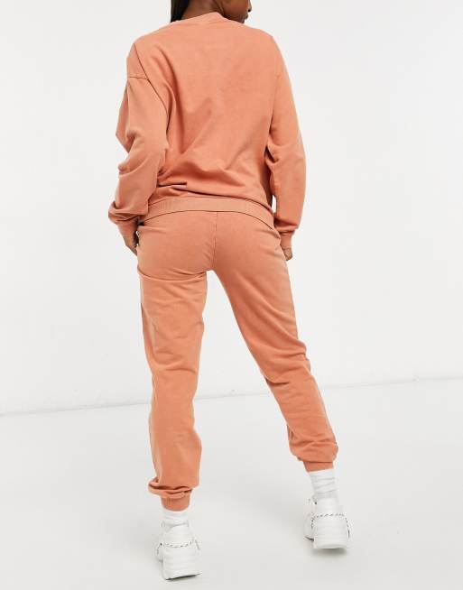ASOS DESIGN Maternity tracksuit sweat and pintuck front in acid wash in terracotta, 2 of 4