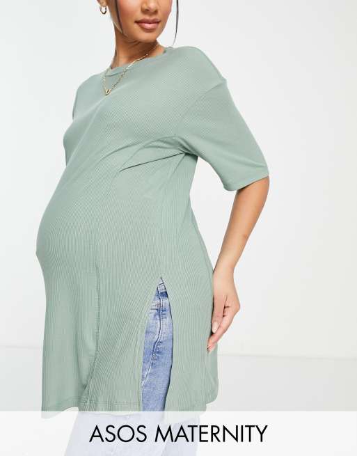 ASOS DESIGN Maternity – Turkusowy prążkowany T-shirt oversize z bocznymi rozcięciami i ozdobnymi szwami