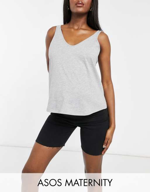 ASOS DESIGN Maternity – Ultimate – Trägertop aus Baumwolle in Kalkgrau mit U-Boot-Ausschnitt - GREY