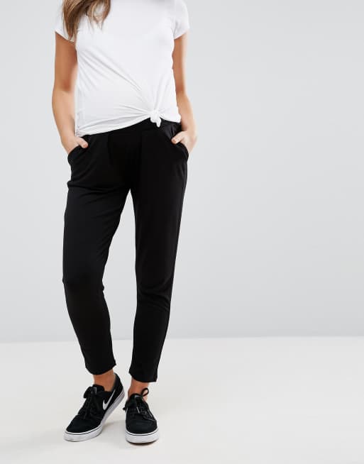 ASOS DESIGN Maternity – Ultimative Karottenhose aus Jersey mit weitem Bein und Unterbauchbund, 4 von 4