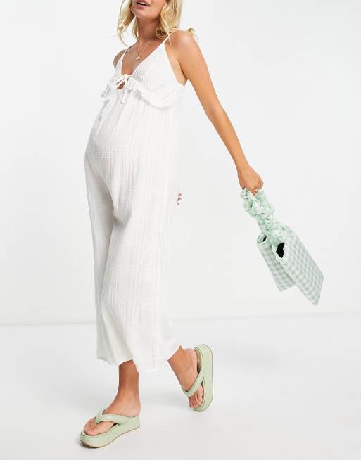 ASOS DESIGN Maternity Umstandsmode Jumpsuit mit Ruschen Schnurung und V Ausschnitt in WeiB ASOS