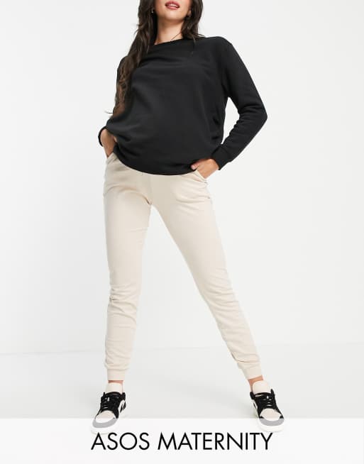 Under bump joggers hotsell
