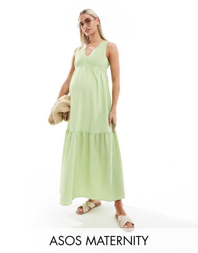 ASOS Maternity - ASOS DESIGN Maternity v-neck crinkle midi sundress with tiered skirt in green