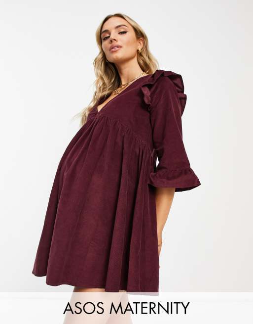 ASOS DESIGN Maternity - Vestitino grembiule color mora scuro a coste con spalle con volant