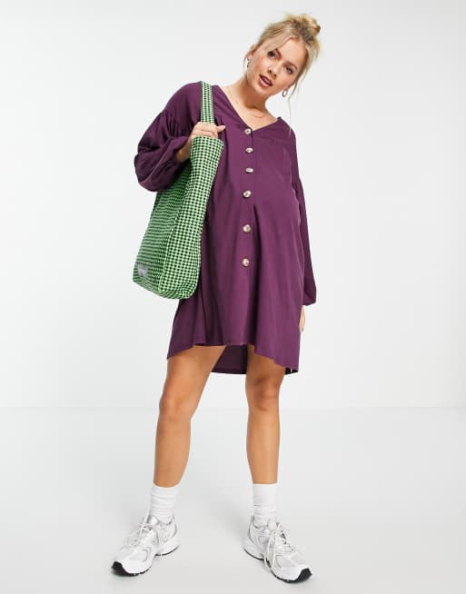 ASOS DESIGN Maternity - Vestito grembiule corto a maniche lunghe con bottoni color melanzana, 4 di 4
