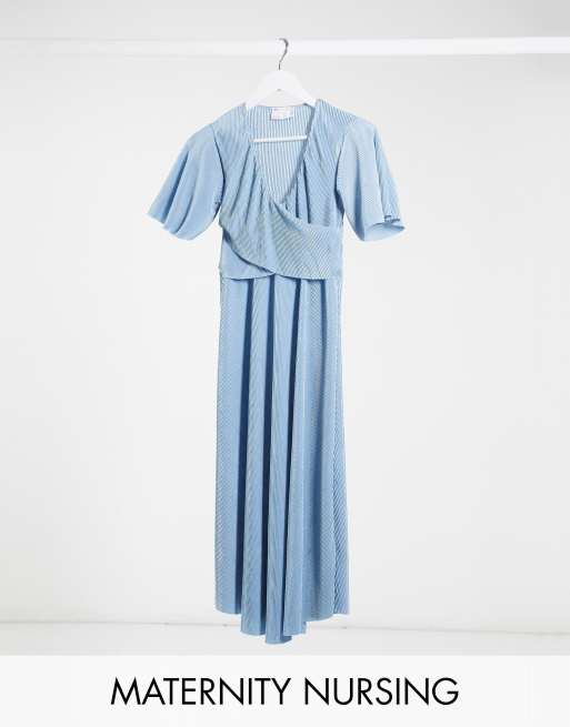 ASOS DESIGN Maternity - Vestito midi a portafoglio plissé per allattamento con maniche ad ali di pipistrello e cintura da annodare blu