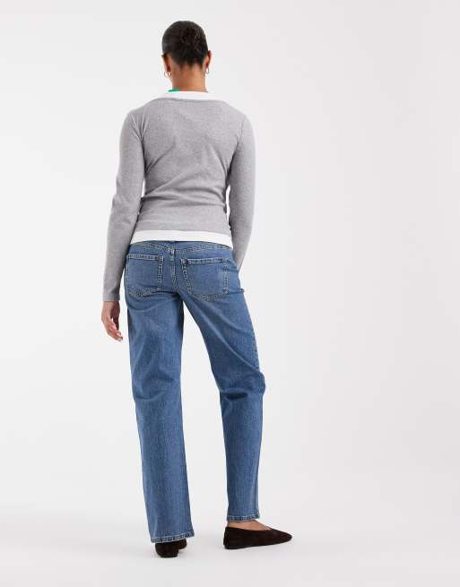 ASOS DESIGN Maternity wygodne jeansy stretch o prostych nogawkach w autentycznym średnim niebieskim, 3 z 5