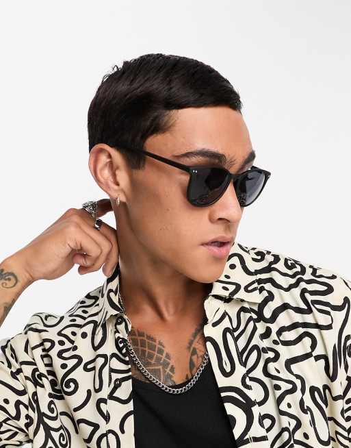 ASOS DESIGN – Mattsvarta runda solglasögon i retrostil med rökfärgade glas, 2 av 4