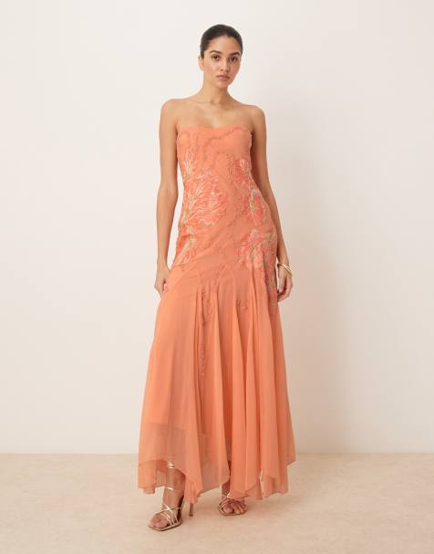 ASOS DESIGN - Maxi bandeau-jurk met bloemenversiering in abrikoos - view 1