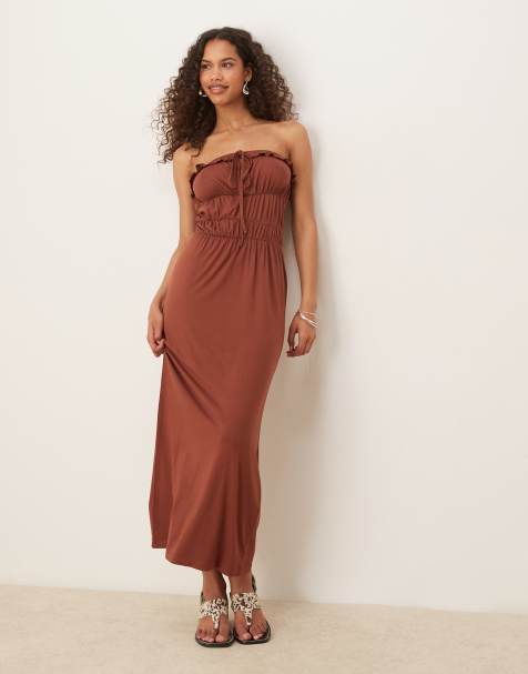 ASOS DESIGN - Maxi bandeau-jurk met ruches en stroken in de taille in roestbruin - view 1