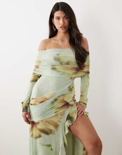 ASOS DESIGN - Maxi bardotjurk van mesh met drapering en ruches in bloemenprint, 2 van 4