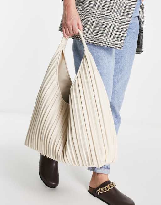 ASOS DESIGN - Maxi borsa oversize a pieghe bianco sporco 