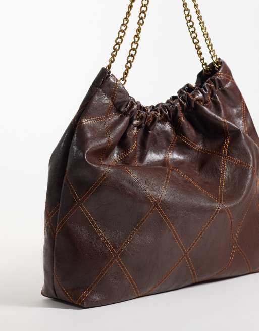 ASOS DESIGN maxi borsa trapuntata con manico in metallo color cioccolato, 4 di 4