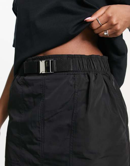 ASOS DESIGN maxi cargo skirt with belt detail in techy fabric in black, 3 of 4
