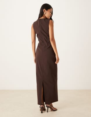 ASOS DESIGN maxi dress with cut out front detail in brown | ASOS