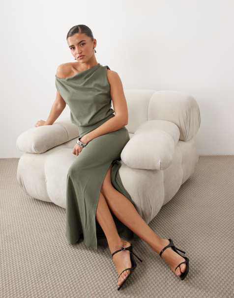 ASOS DESIGN maxi jurk met blote schouders en splitdetail opzij in kaki - view 1