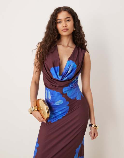 ASOS DESIGN - Maxi jurk met gedrapeerde halslijn en bloemenprint in bruin, 2 van 4