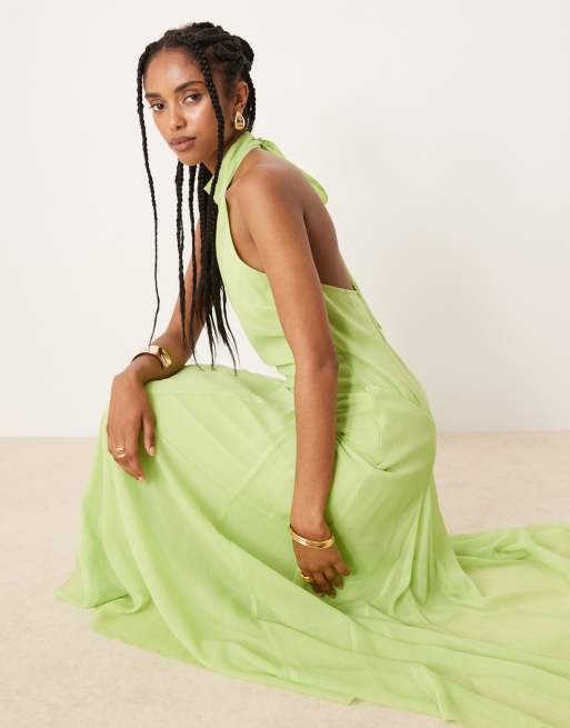 ASOS DESIGN - Maxi jurk met halternek van chiffon met lage taille in heldergroen, 2 van 4